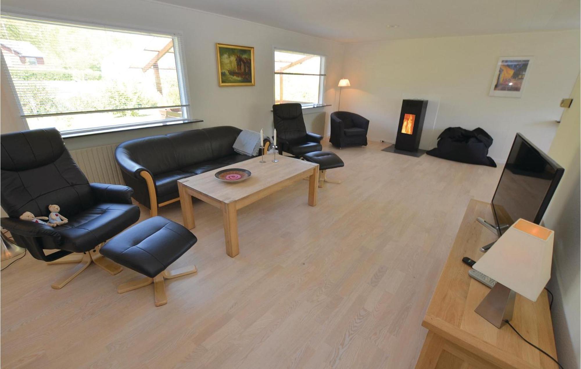 Stunning Home In Augustenborg With Kitchen Exterior photo